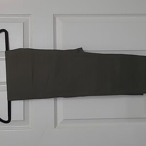 Old Navy olive green Chino pants